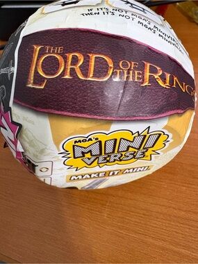 MGA Miniverse Make It Mini Lord Of The Rings Blind Capsule/Ball New/Sealed